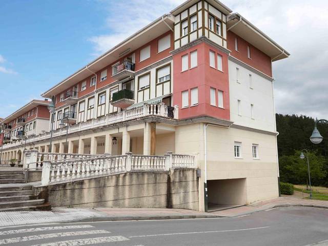 Garaje en Venta en Margarita Maturana, 10-12 en Berriz