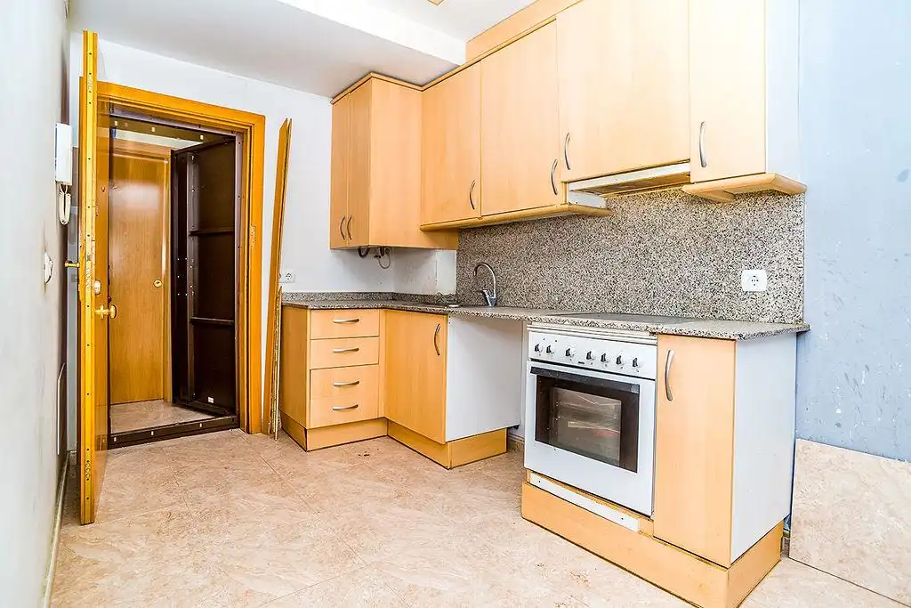 Flat for sale in Carrer Sant Carles, Centre Històric