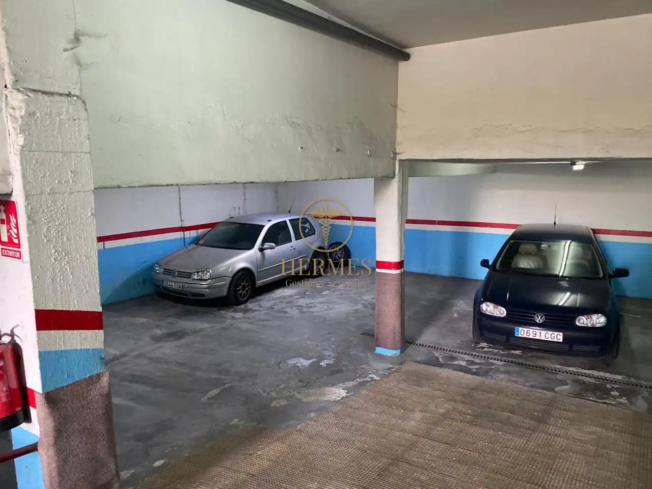 Parking de Piso en venta en Vigo  con Calefacción, Parquet y Terraza