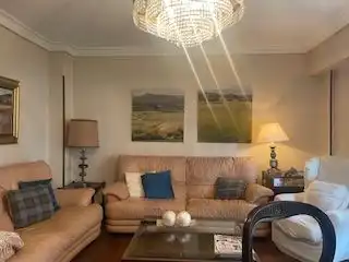 Sala de estar de Piso en venta en Zarautz con Calefacción, Terraza y Trastero