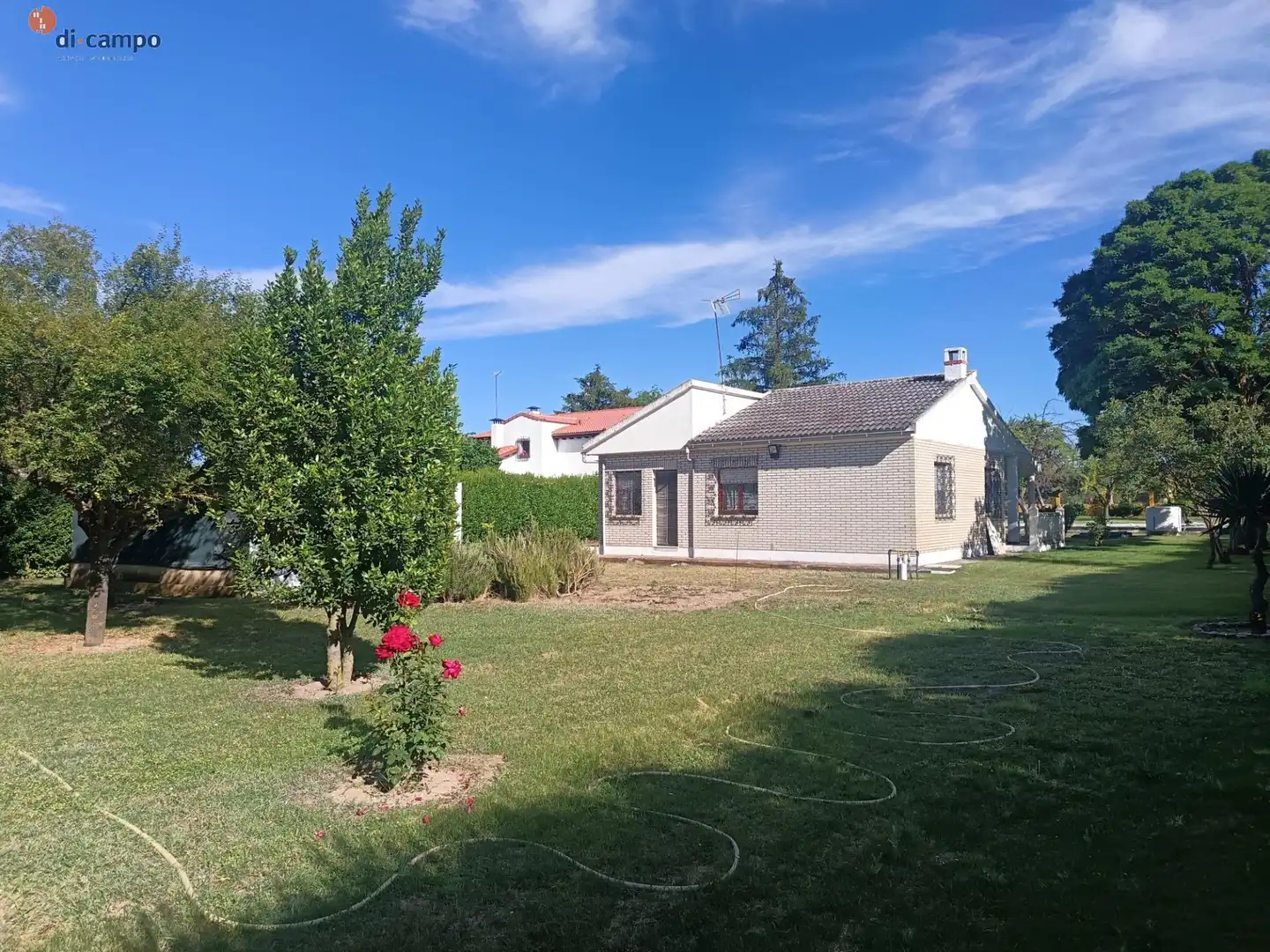 Haus oder Chalet zum Verkauf in Villabáñez mit Privatgarten, Terrasse und Abstellraum