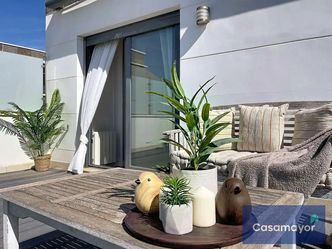 Terrassa de Casa o xalet en venda en Alicante / Alacant amb Aire condicionat, Calefacció i Jardí privat