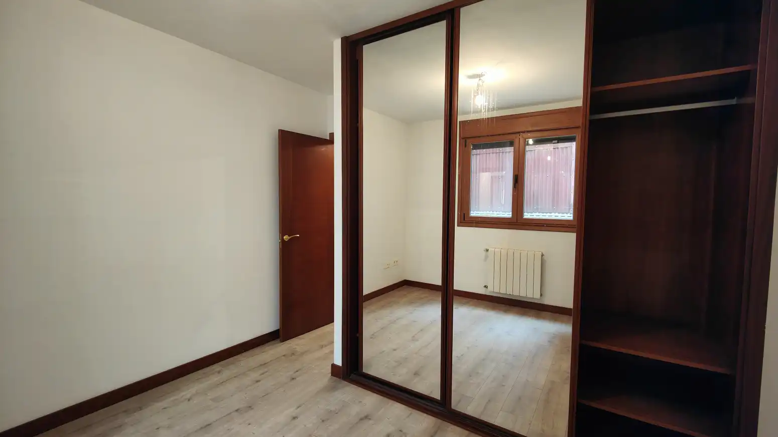 Schlafzimmer von Wohnung zum Verkauf in Gijón  mit Heizung, Terrasse und Abstellraum