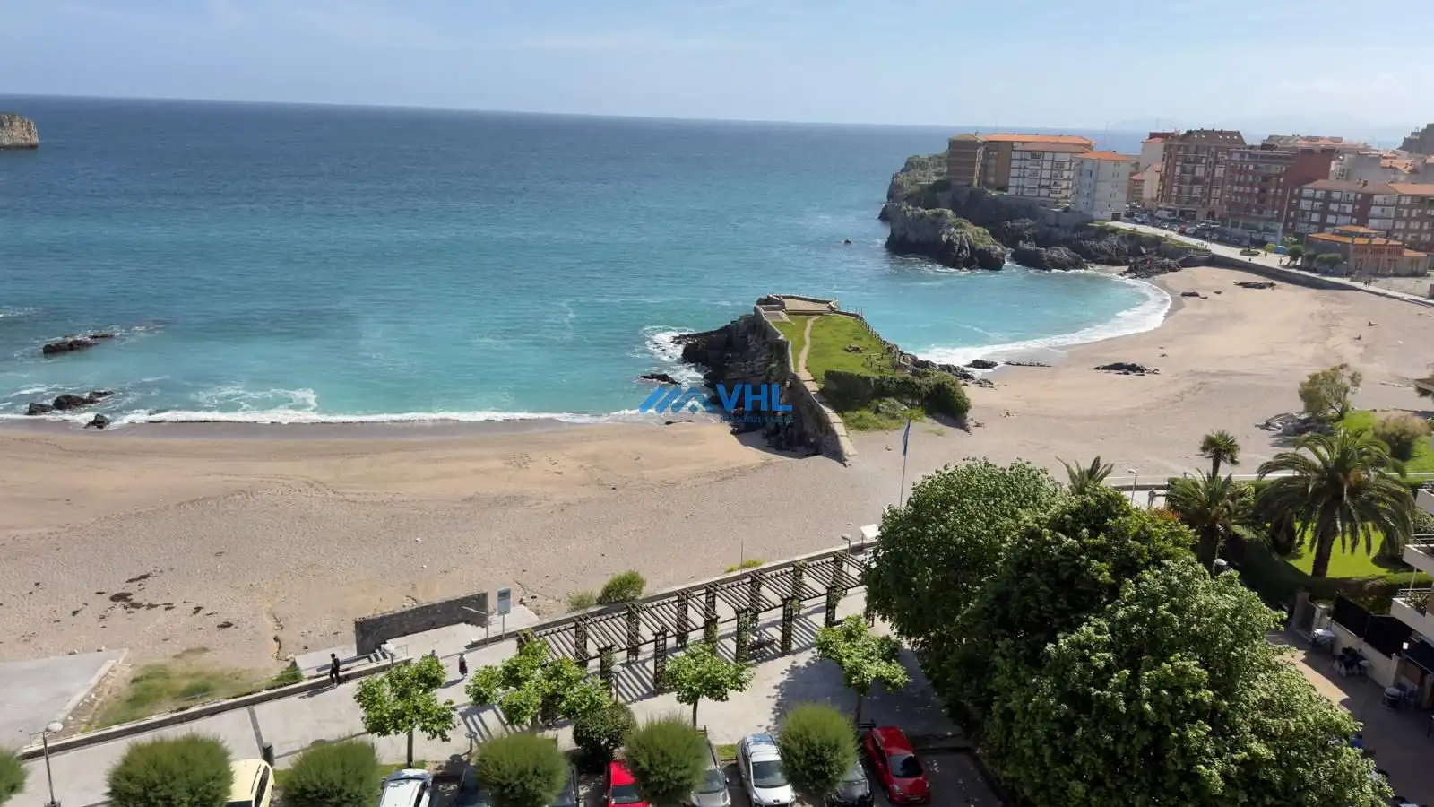 Wohnung zum Verkauf in Castro-Urdiales mit Klimaanlage, Heizung und Terrasse