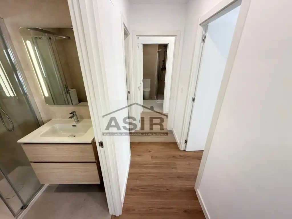 Baño de Ático de alquiler en Polinyà de Xúquer con Piscina