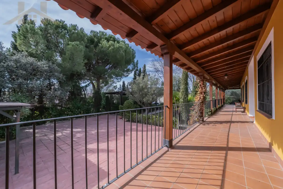 Terrassa de Casa o xalet en venda en Boadilla del Monte amb Aire condicionat, Calefacció i Jardí privat