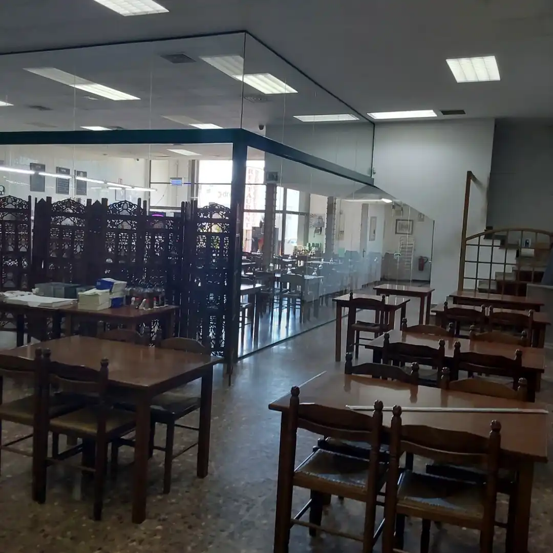 Business premises for transfer in Zona Industrial, imagen 3