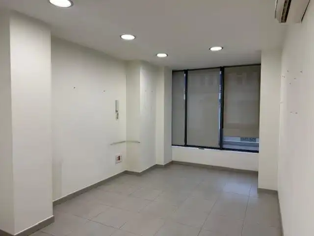 Bureau avec ascenseur à louer à Centre - Passeig i Rodalies, imagen 3