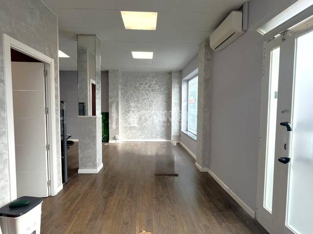 Local comercial en Alquiler en Centro