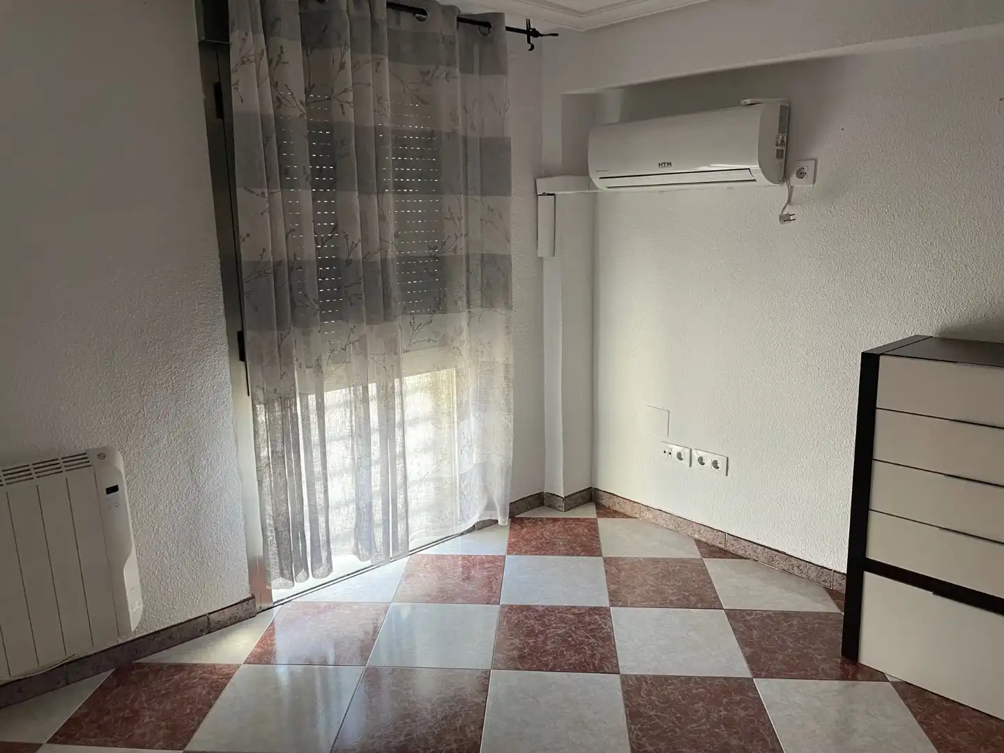 Habitación de Piso de alquiler en Córdoba con Calefacción