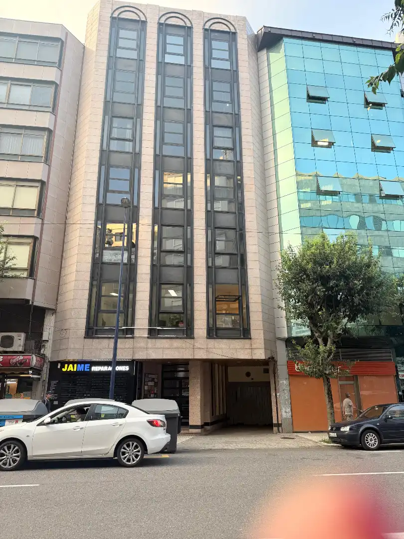 Individual amb ascensor en venda a Avenida do Fragoso, imagen 4