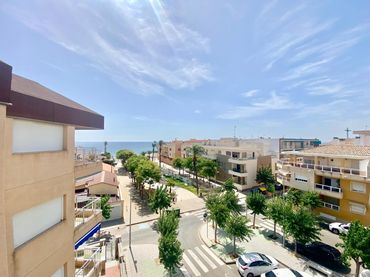 Apartament amb balcó en venda a Mil Palmeras