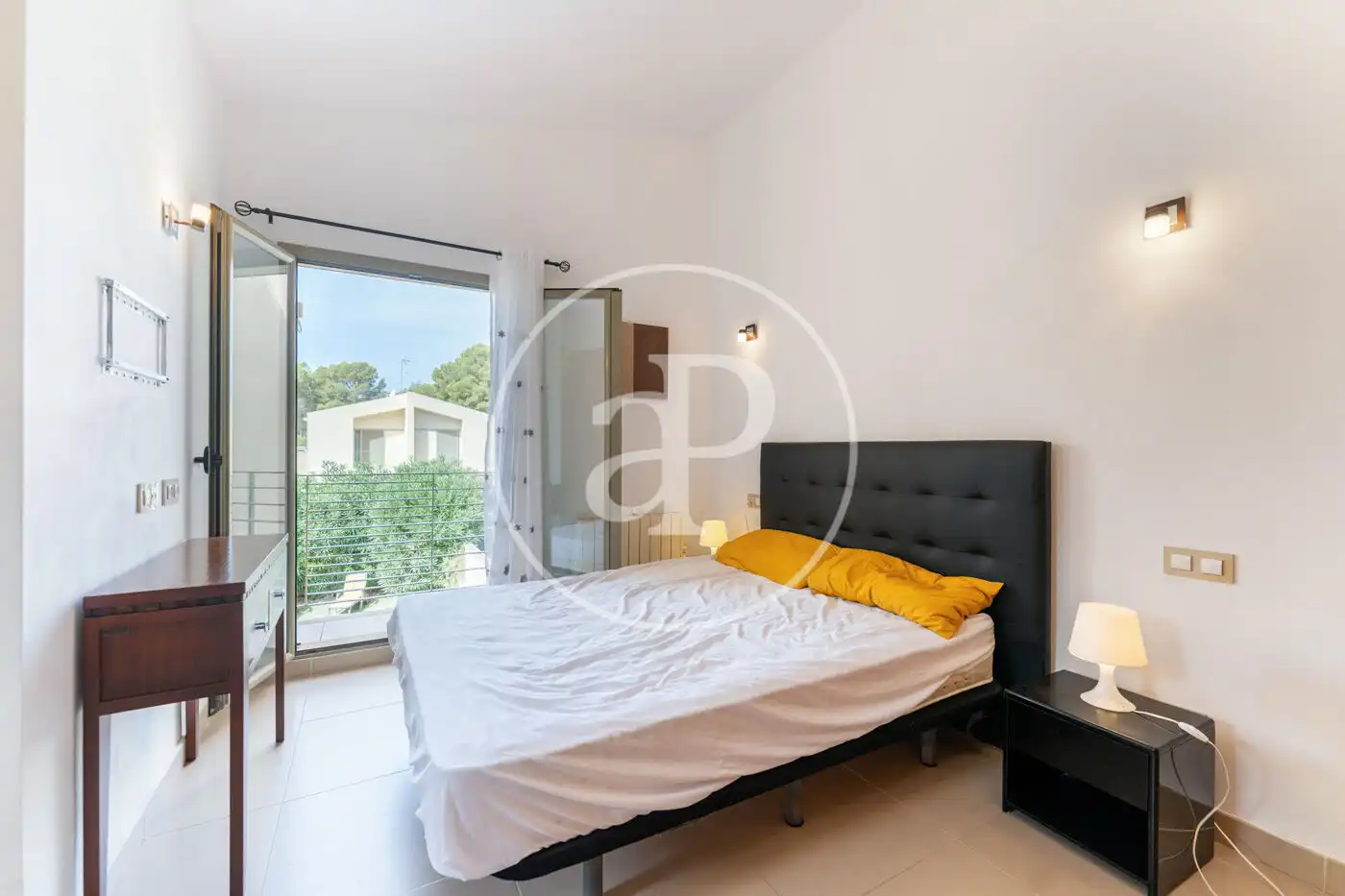 Schlafzimmer von Einfamilien-Reihenhaus zur Miete in Llucmajor mit Klimaanlage, Heizung und Privatgarten