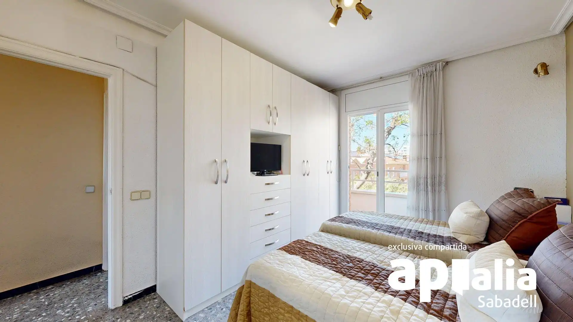 Habitación de Casa adosada en venta en Barberà del Vallès con Calefacción, Terraza y Balcón