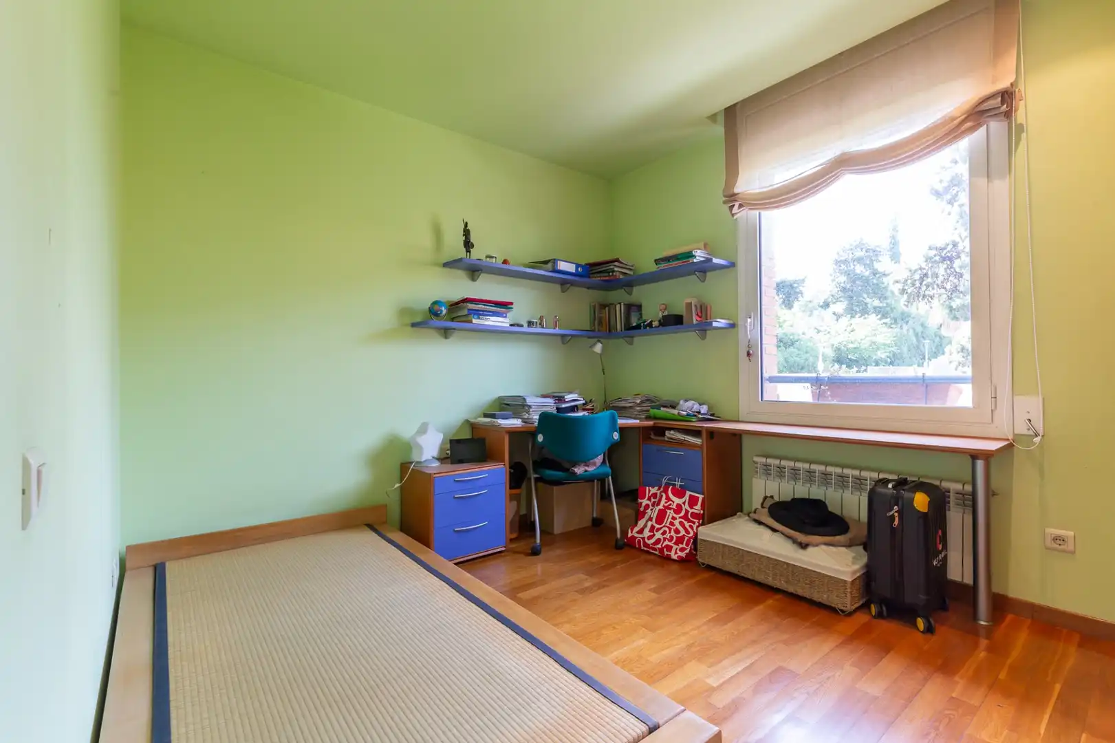 Habitación de Piso en venta en Esplugues de Llobregat con Aire acondicionado, Calefacción y Trastero