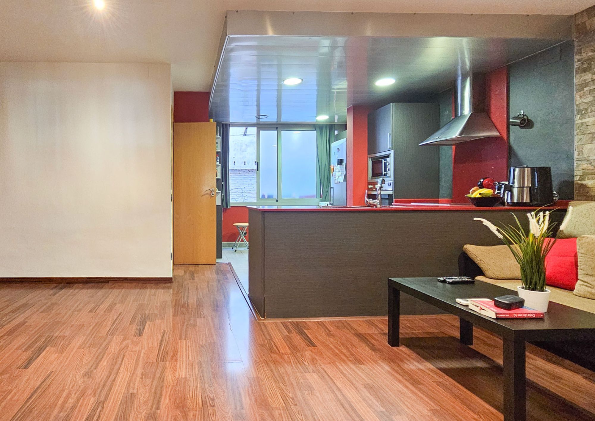 Kitchen of Flat for sale in L'Hospitalet de Llobregat  with Terrace