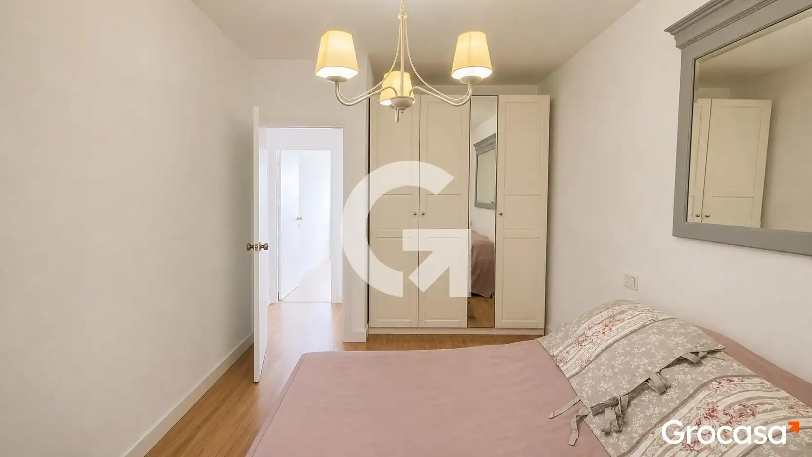 Habitación de Casa adosada en venta en Vélez-Málaga con Terraza, Trastero y Amueblado