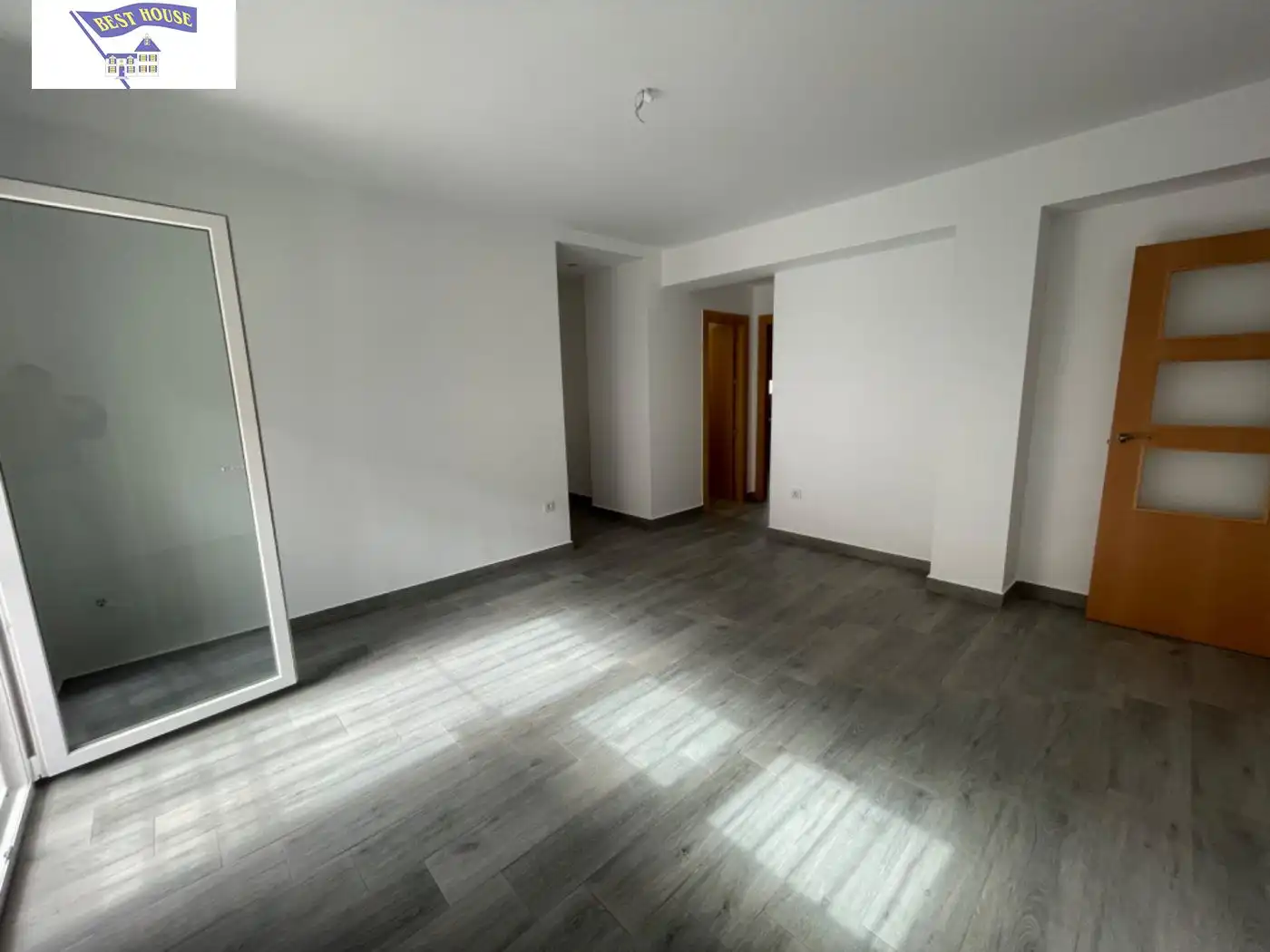 Erdgeschoss zur Miete in Albacete mit Heizung und Balkon