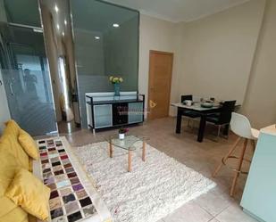 Sala d'estar de Planta baixa en venda en Vigo  amb Moblat