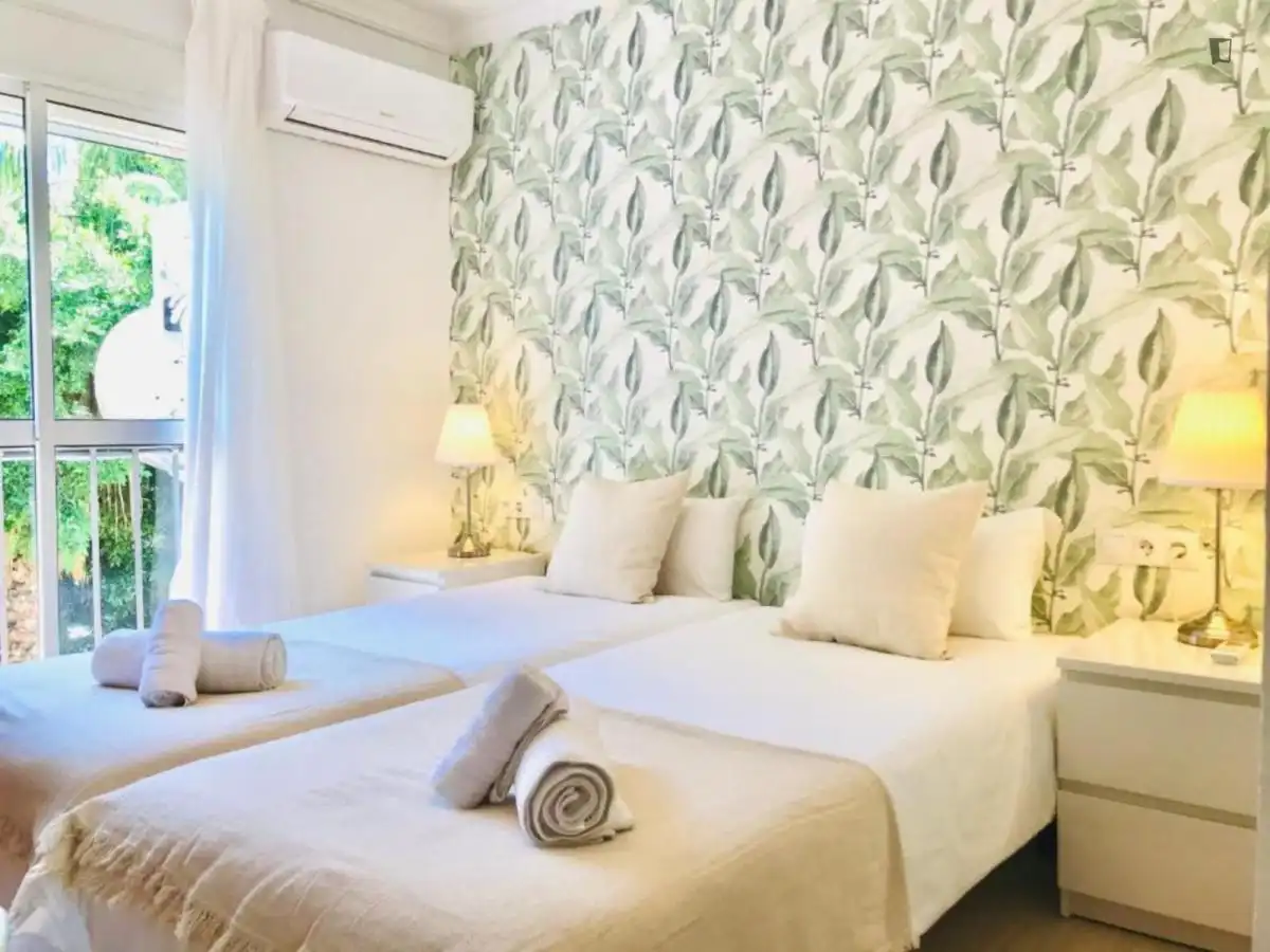 Bedroom of Apartments for rent in Málaga  with Air Conditioner, Furnished and Oven
