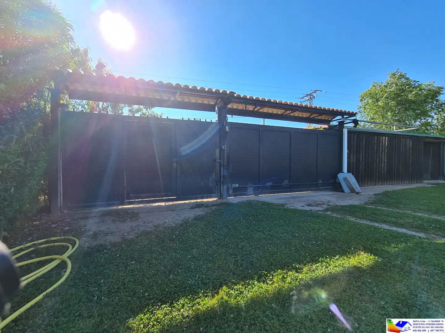 Vista exterior de Casa o chalet en venta en Fuente El Saz de Jarama con Aire acondicionado, Calefacción y Jardín privado