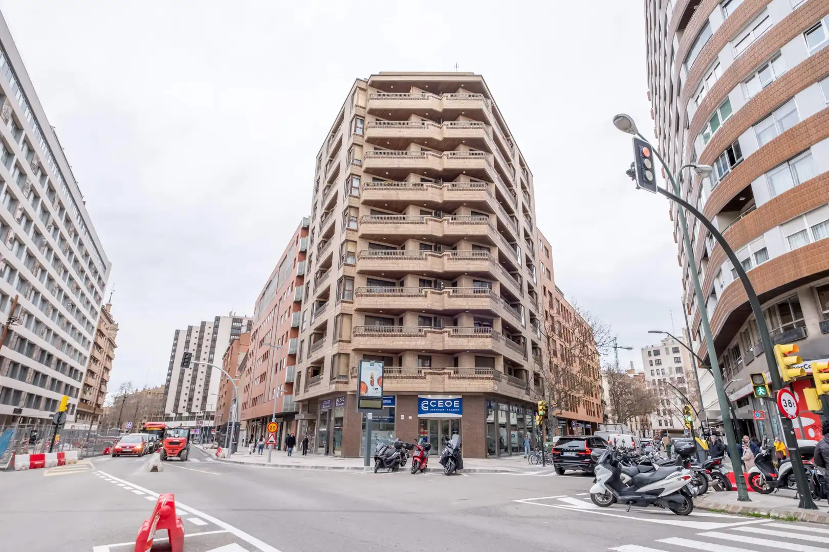 Vista exterior de Piso de alquiler en Zaragoza con Aire acondicionado, Calefacción y Parquet