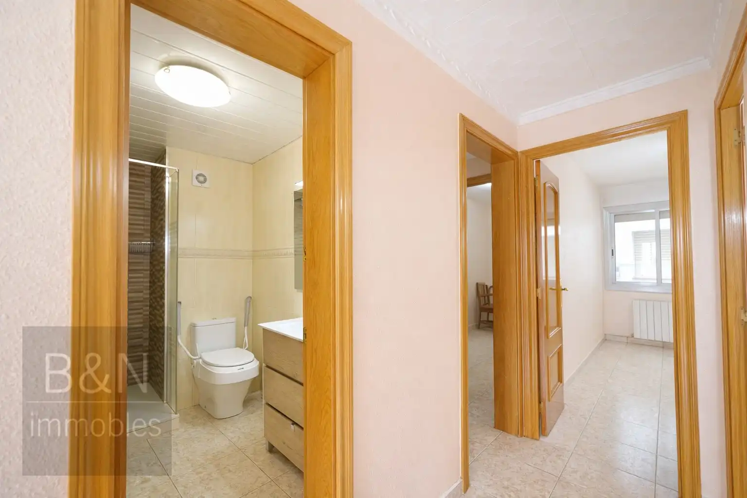 Flat for sale in Terrassa  with Heating