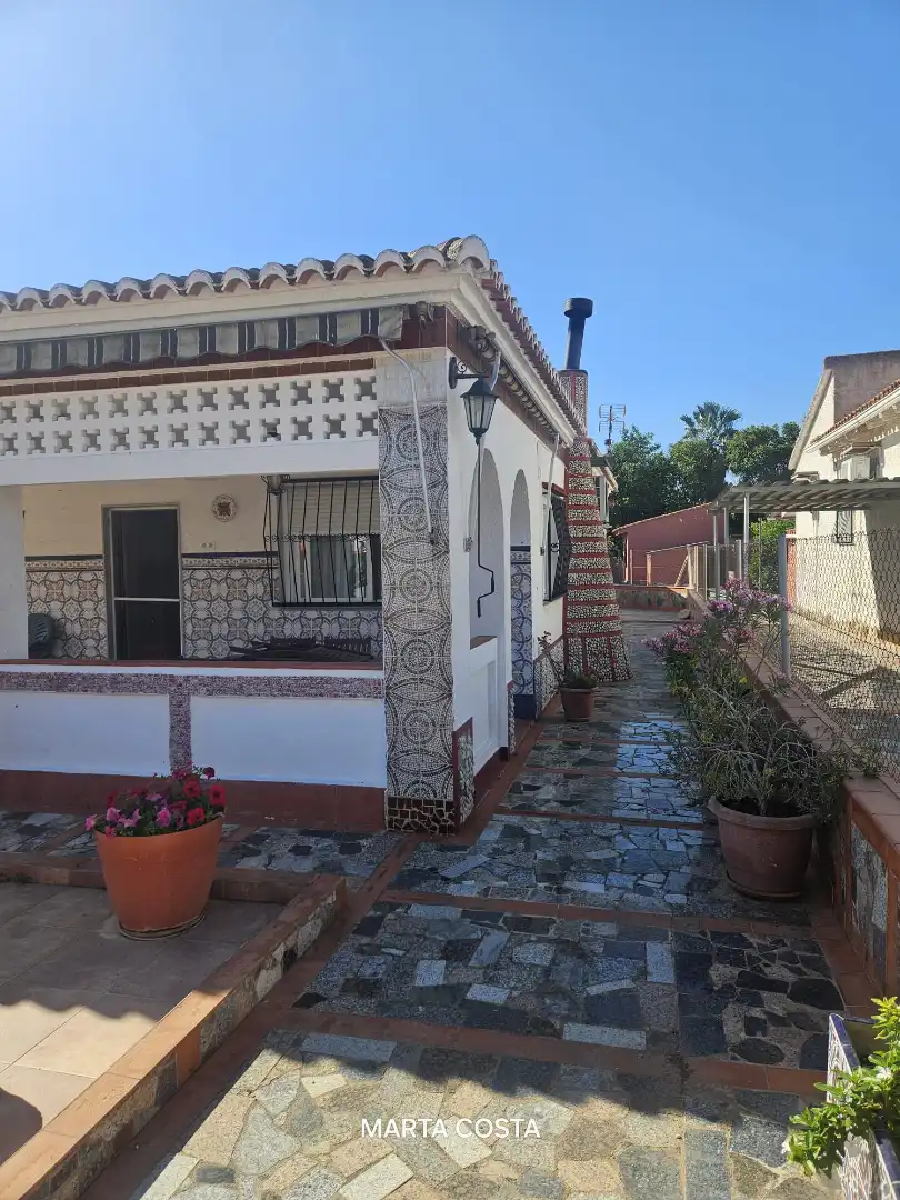 Vista exterior de Casa o xalet en venda en Palma de Gandia amb Aire condicionat, Calefacció i Jardí privat