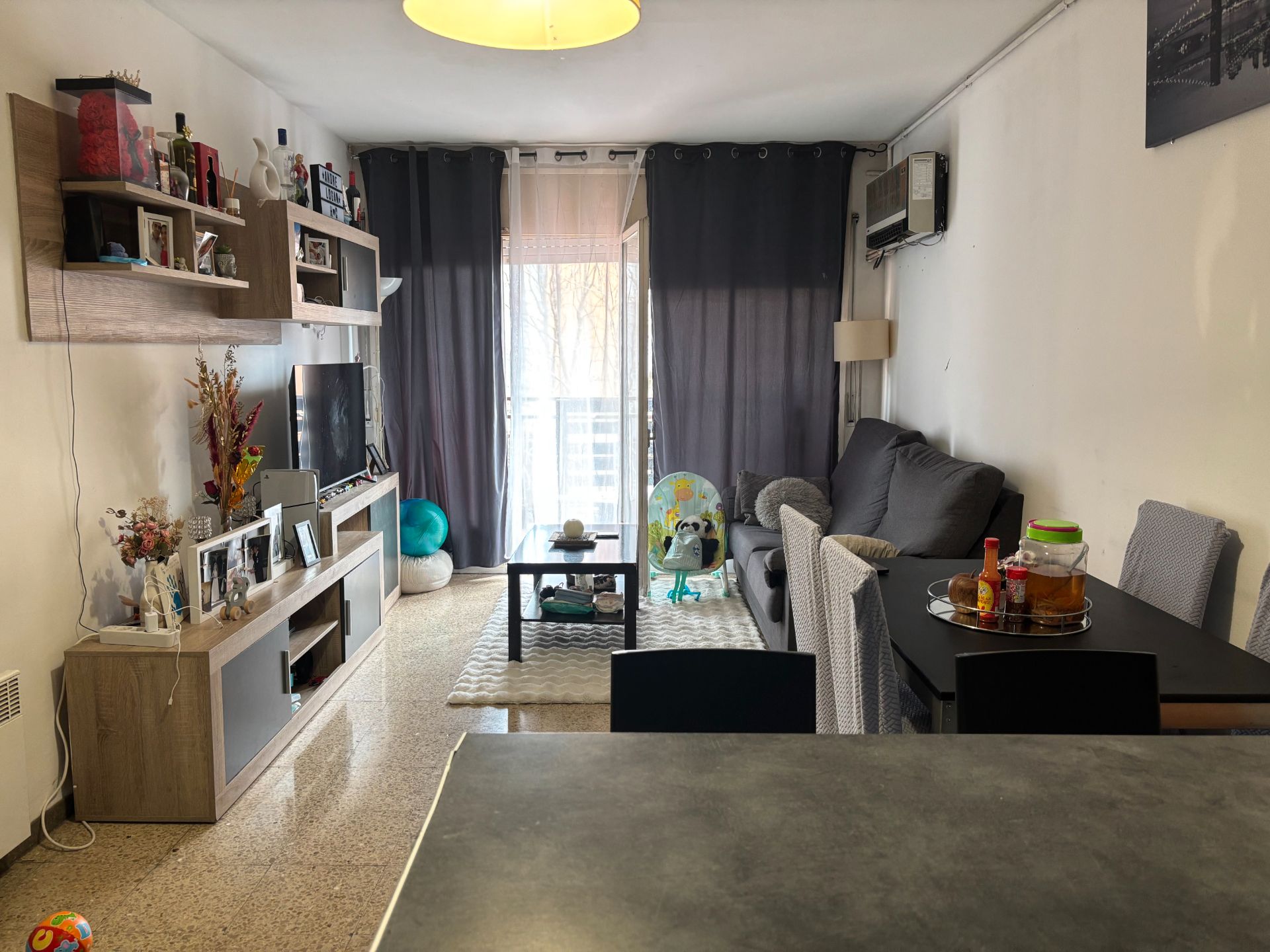 Living room of Flat for sale in Girona Capital  with Heating