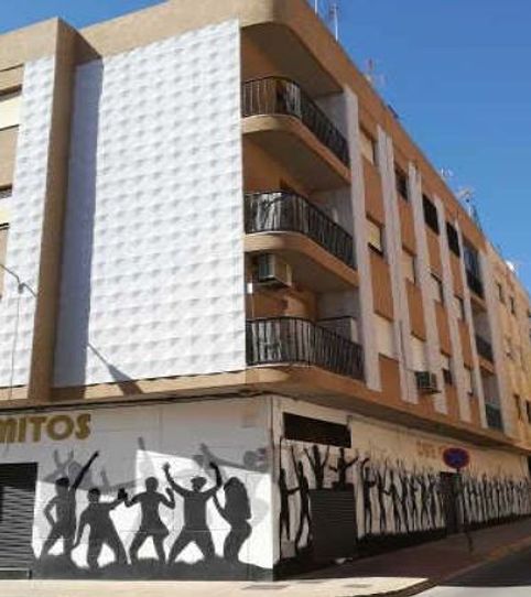 Foto 2 de Piso en venta en Juan de Herrera (e), Plaza de la Luz, El Ejido