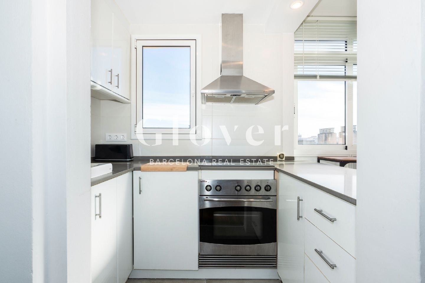 Kitchen of Attic for sale in  Barcelona Capital  with Air Conditioner, Heating and Furnished