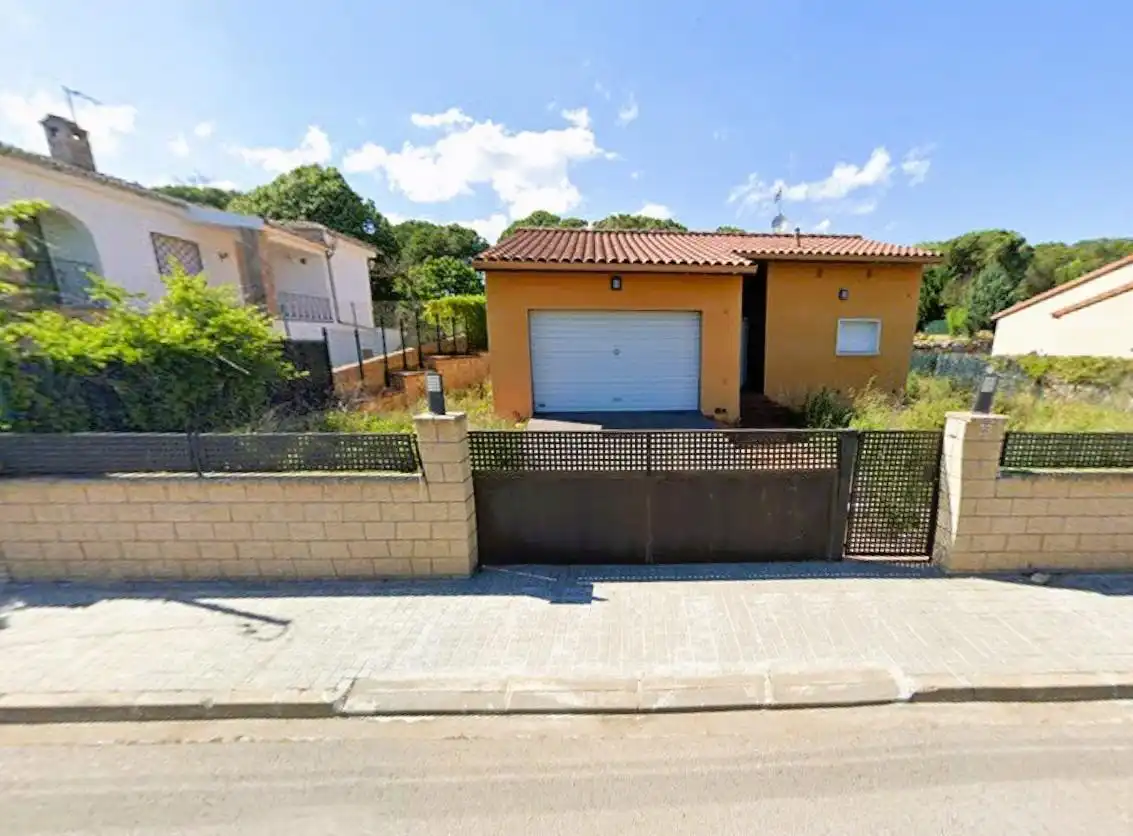 Exterior view of Houses for sale in Sils