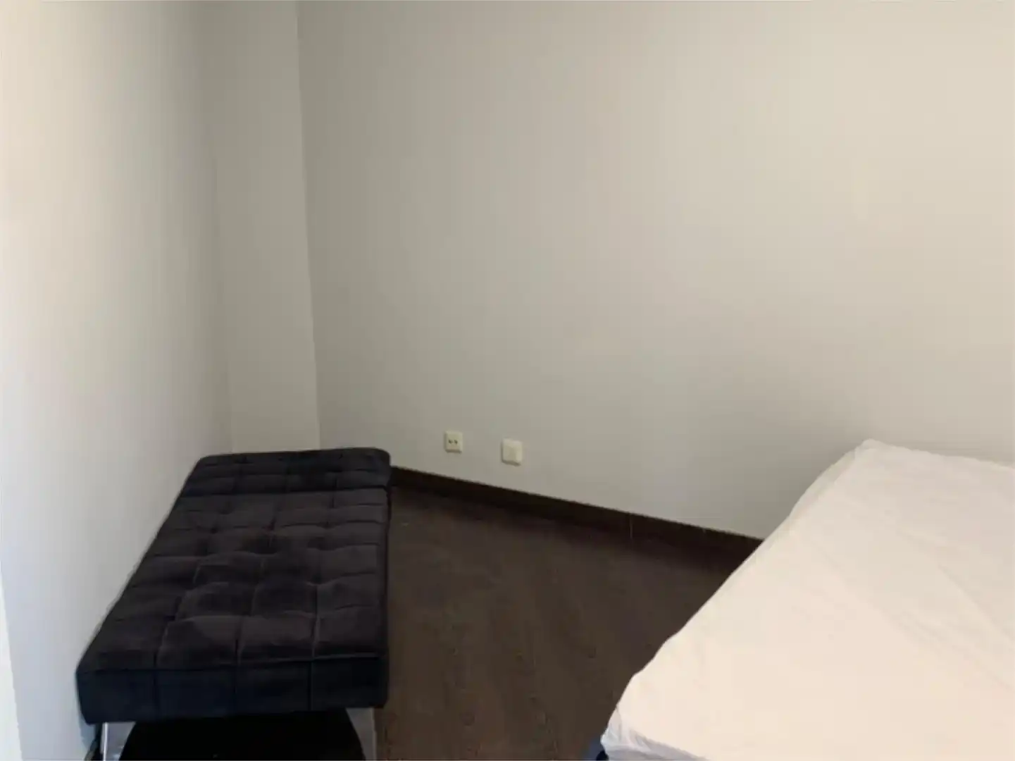 Dormitori de Pis per a compartir en Ferrol amb Parquet i Moblat