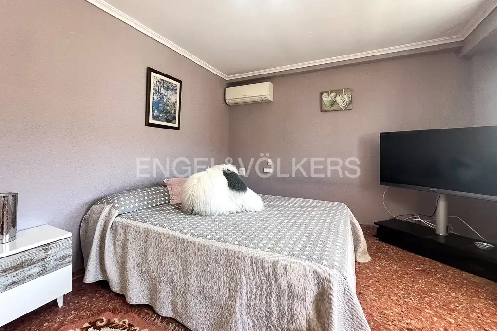 Habitación de Ático de alquiler en Sueca con Aire acondicionado, Calefacción y Jardín privado