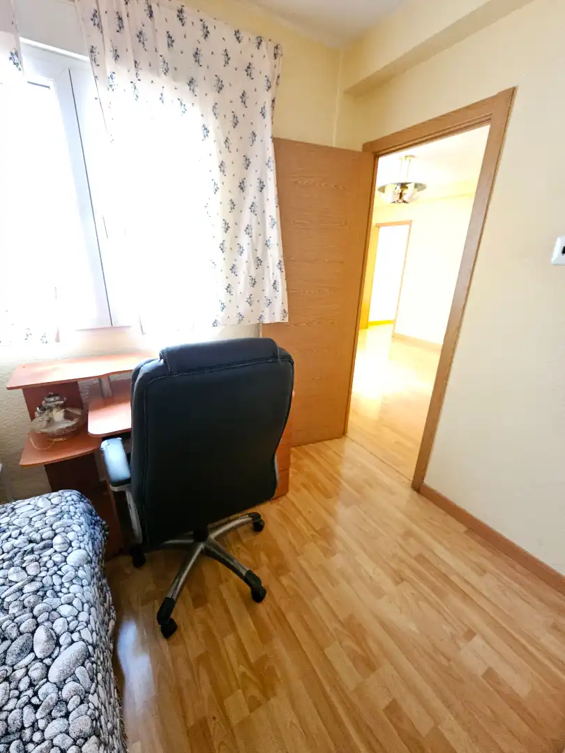 Flat for sale in Granada
