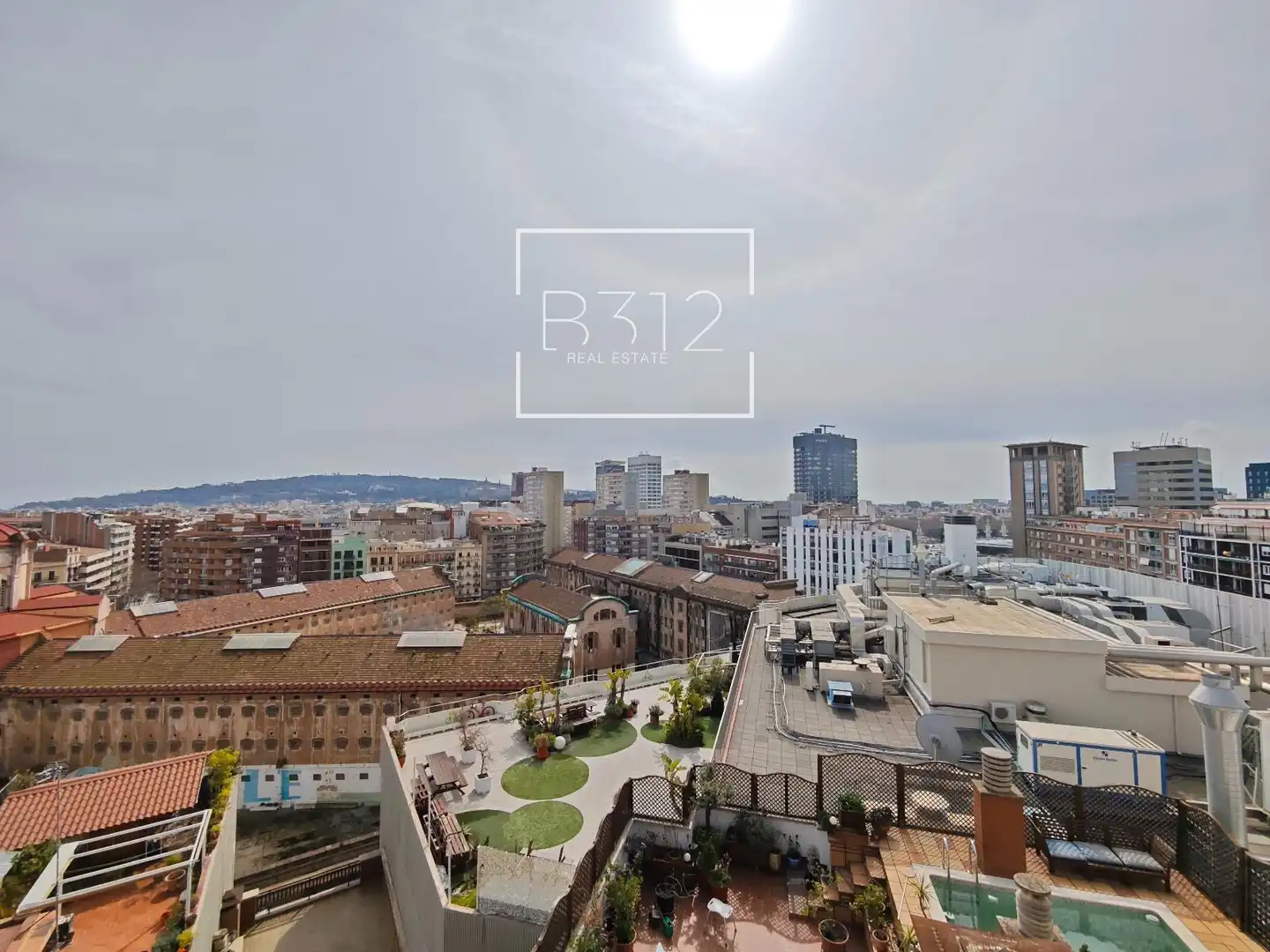 Habitación de Oficina de alquiler en Barcelona con Aire acondicionado, Calefacción y Terraza
