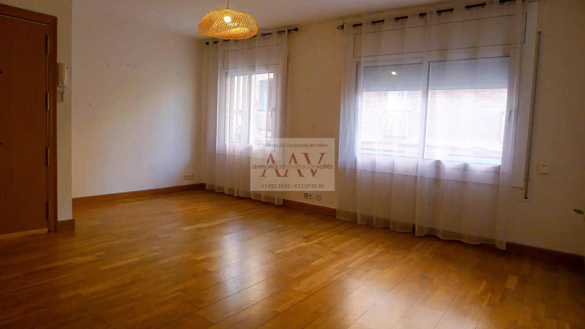 Flat with terrace for sale in Passatge de l'Ajuntament, imagen 2