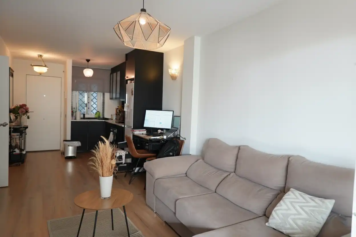 Sala d'estar de Apartament en venda en Marbella amb Aire condicionat, Terrassa i Piscina
