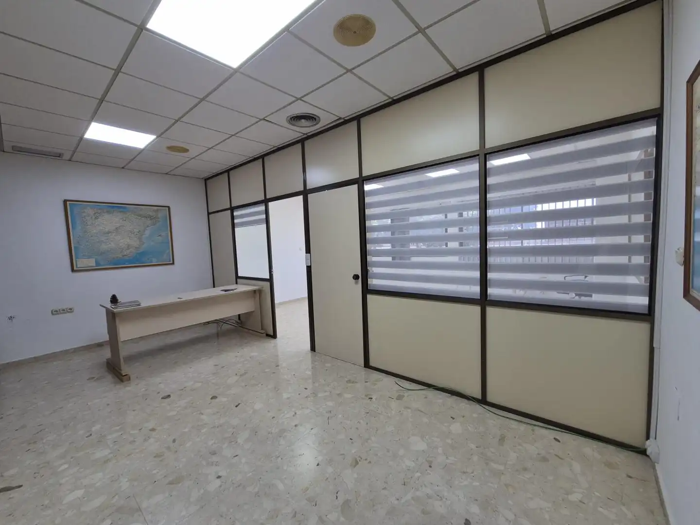 Office space for sale in Santa María del Águila, imagen 14
