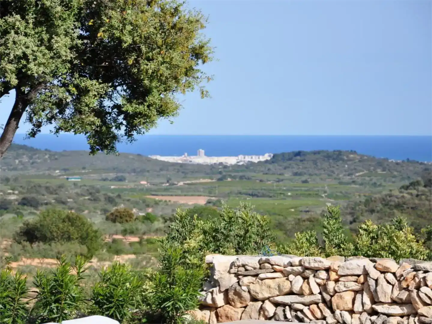 Vista exterior de Casa o xalet en venda en Cervera del Maestre amb Aire condicionat, Piscina i Balcó