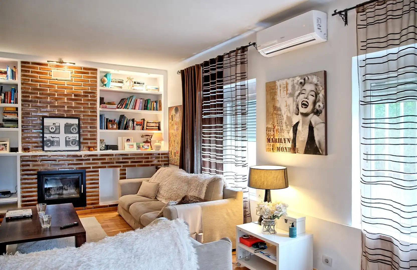 Sala de estar de Casa o chalet en venta en Paterna con Aire acondicionado, Calefacción y Jardín privado