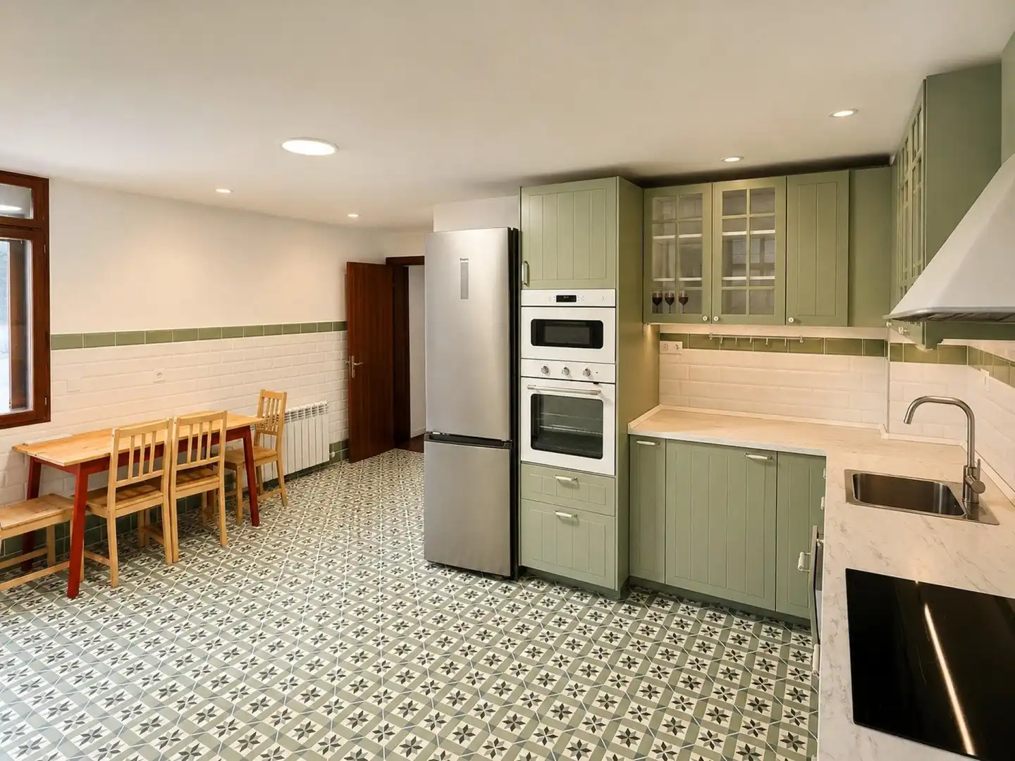 Küche von Maisonette zum Verkauf in Santander mit Heizung, Terrasse und Balkon