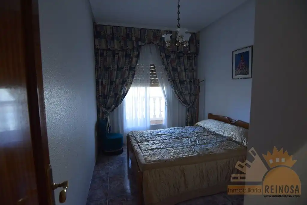 Dormitori de Casa o xalet en venda en Casco Urbano