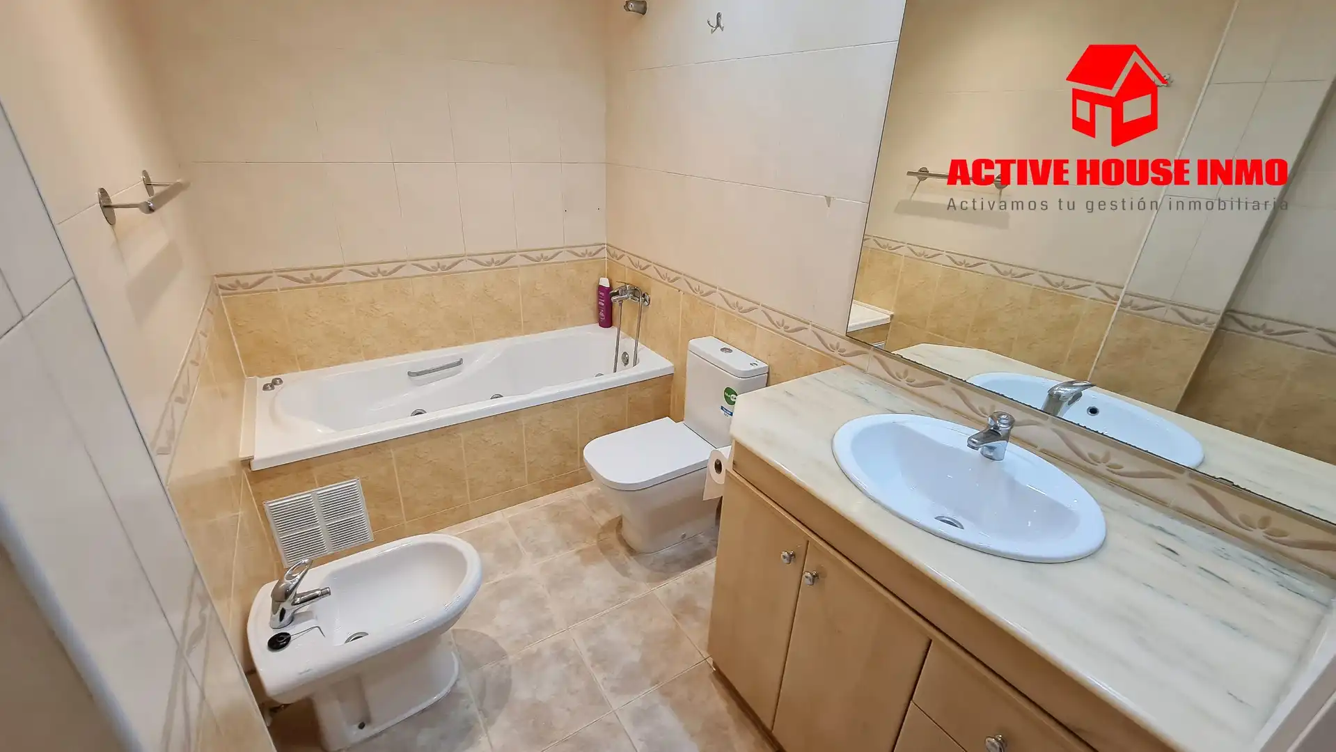 Bathroom of Flat for rent in La Ràpita  with Private garden, Terrace and Furnished