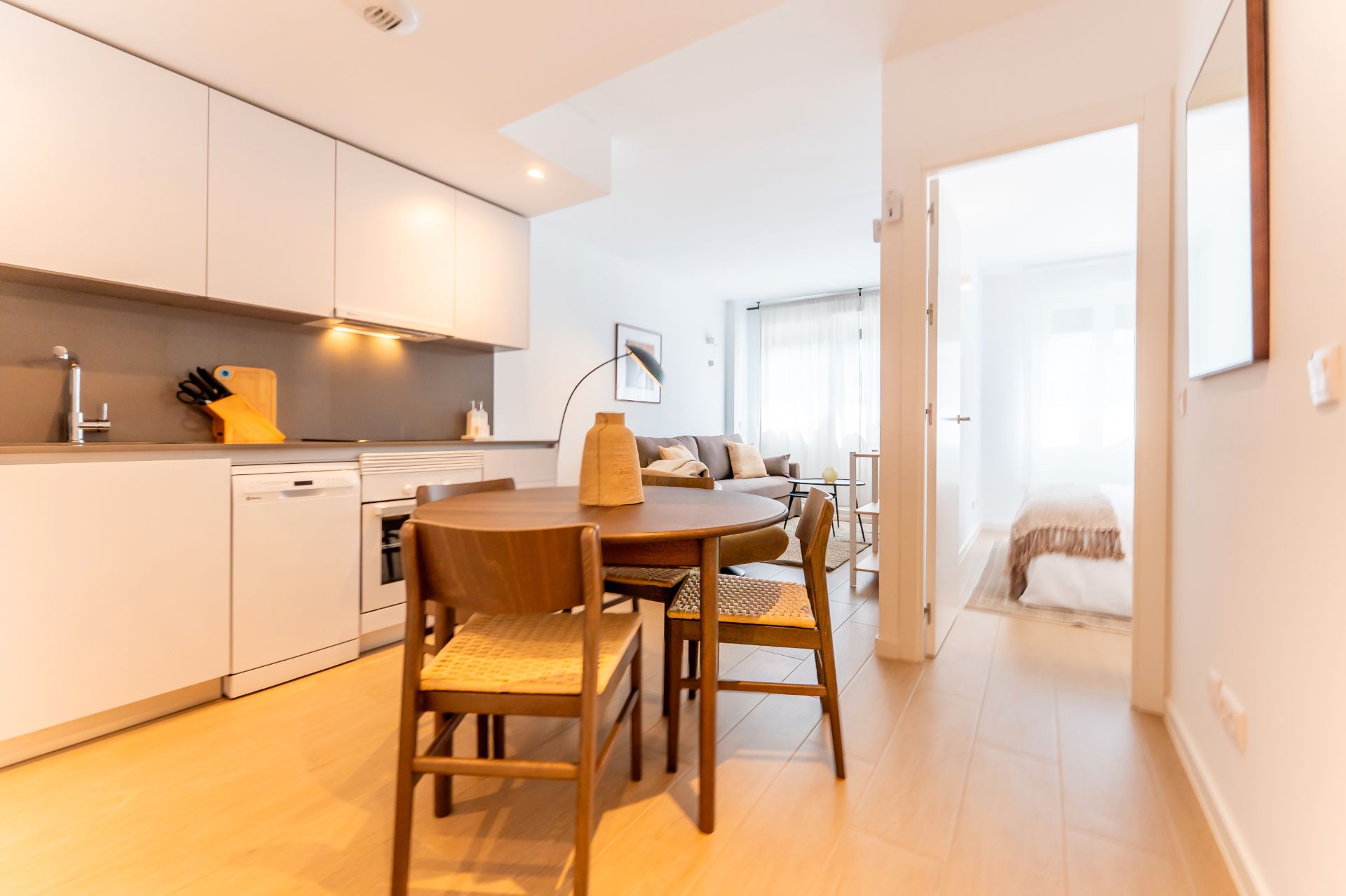 Dormitori de Apartament de lloguer en  Madrid Capital amb Aire condicionat, Calefacció i Moblat