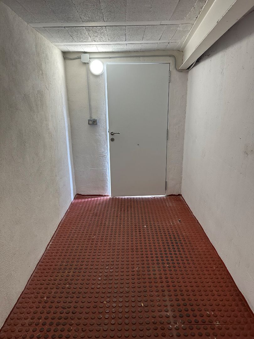 Box room to rent in La Zubia