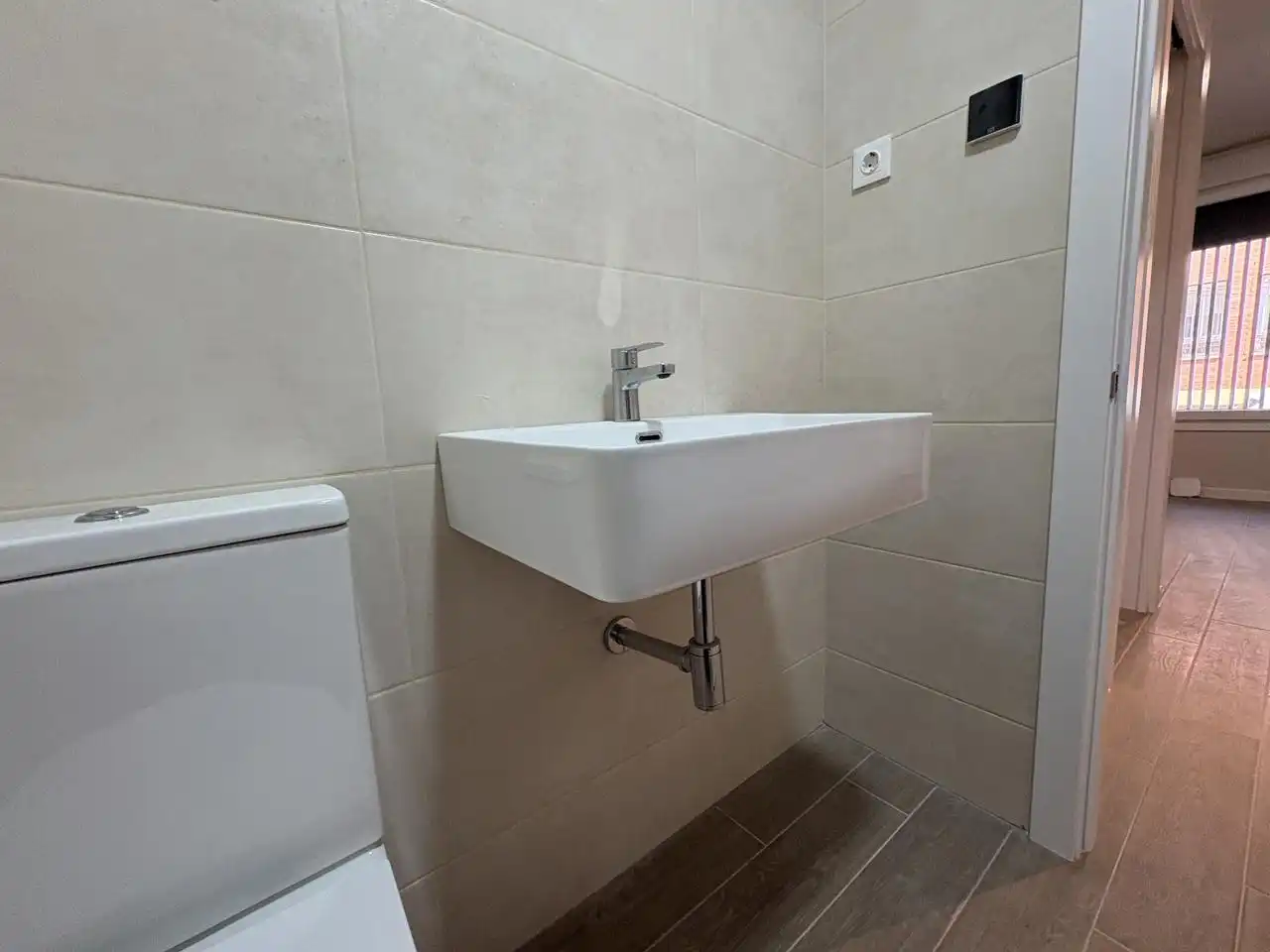 Badezimmer von Erdgeschoss zur Miete in Torrejón de Ardoz mit Abstellraum und Gemeinschaftspool