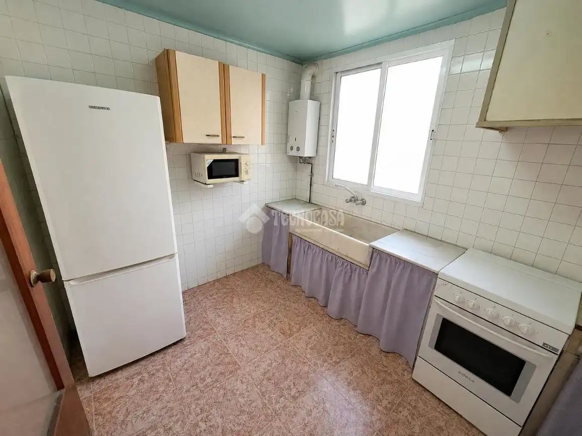 Cuina de Casa o xalet en venda en Valencia