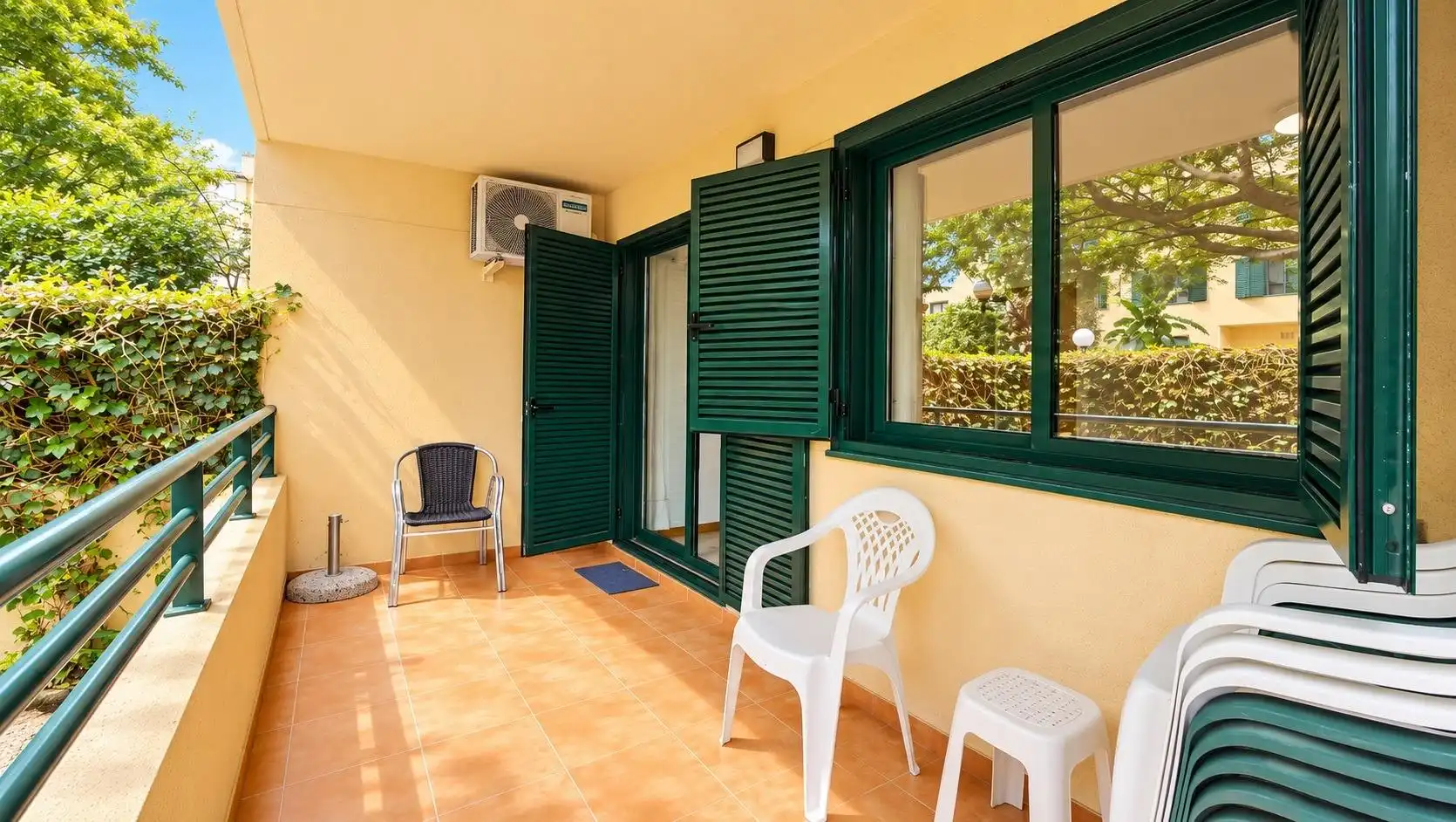 Bajo con piscina en venta en Ponent, imagen 16