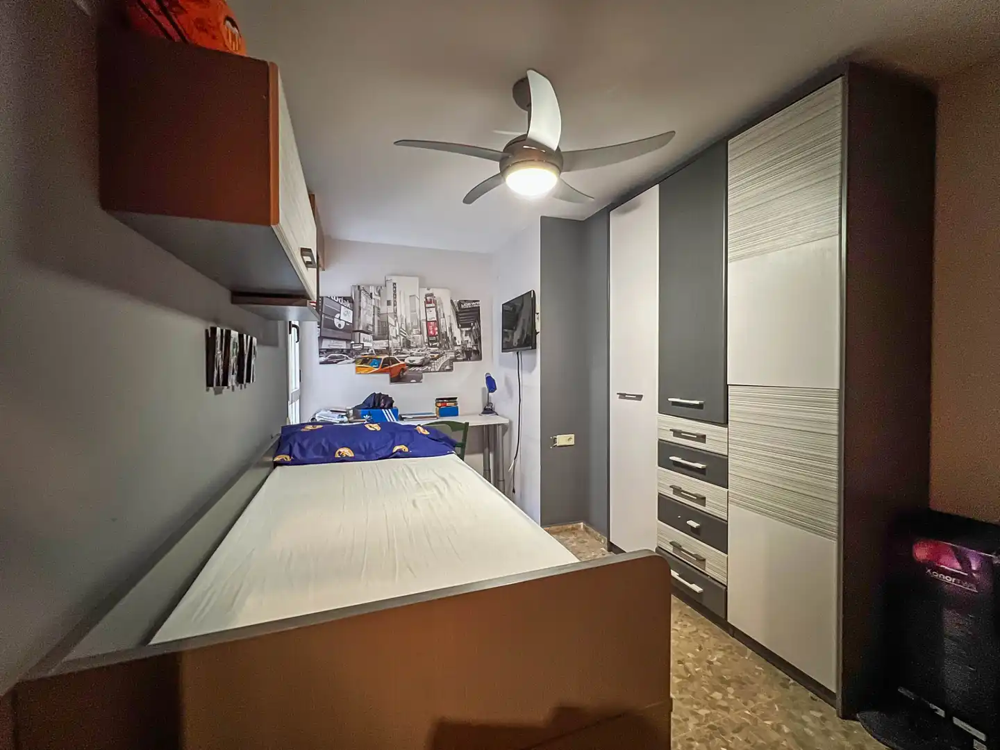 Habitación de Piso en venta en Valencia con Balcón